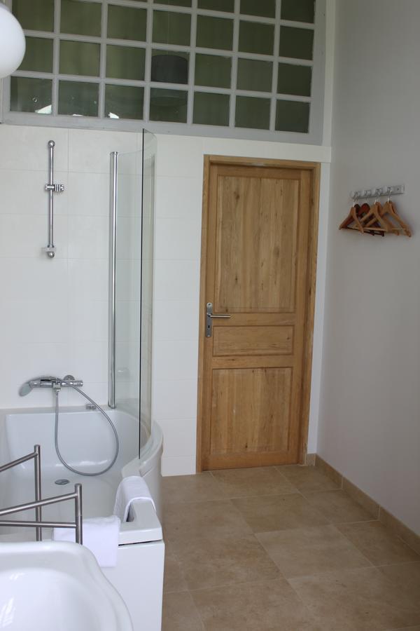 Chambres D'Hotes Chateau De Martragny Esterno foto